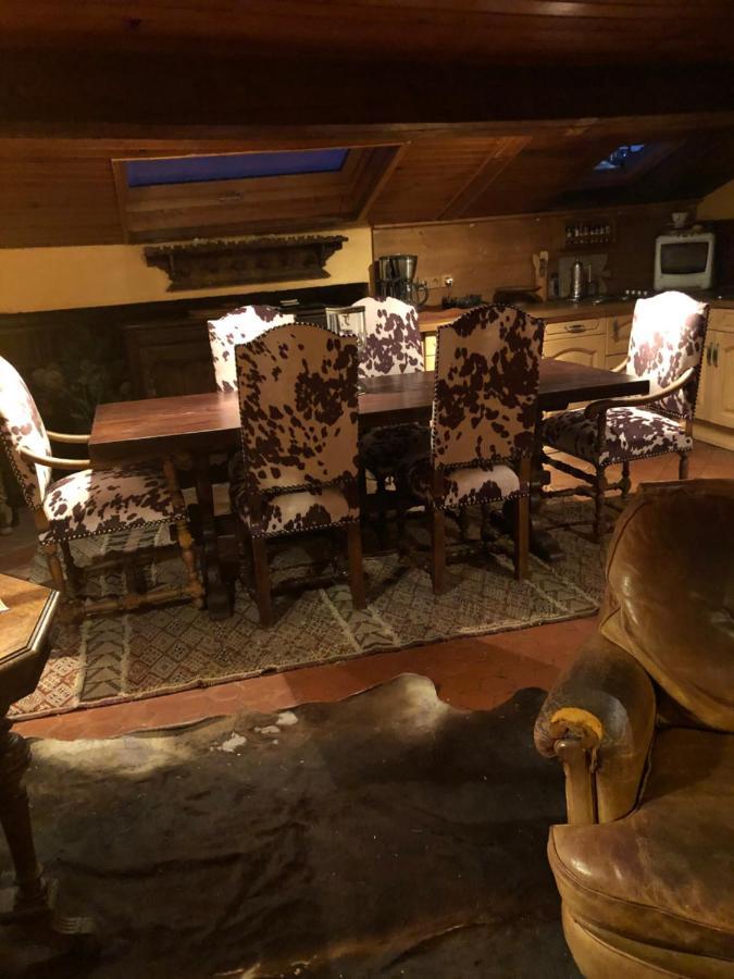 Light Filled Penthouse In Old Antibes. Heart Of The Riviera 아파트 외부 사진